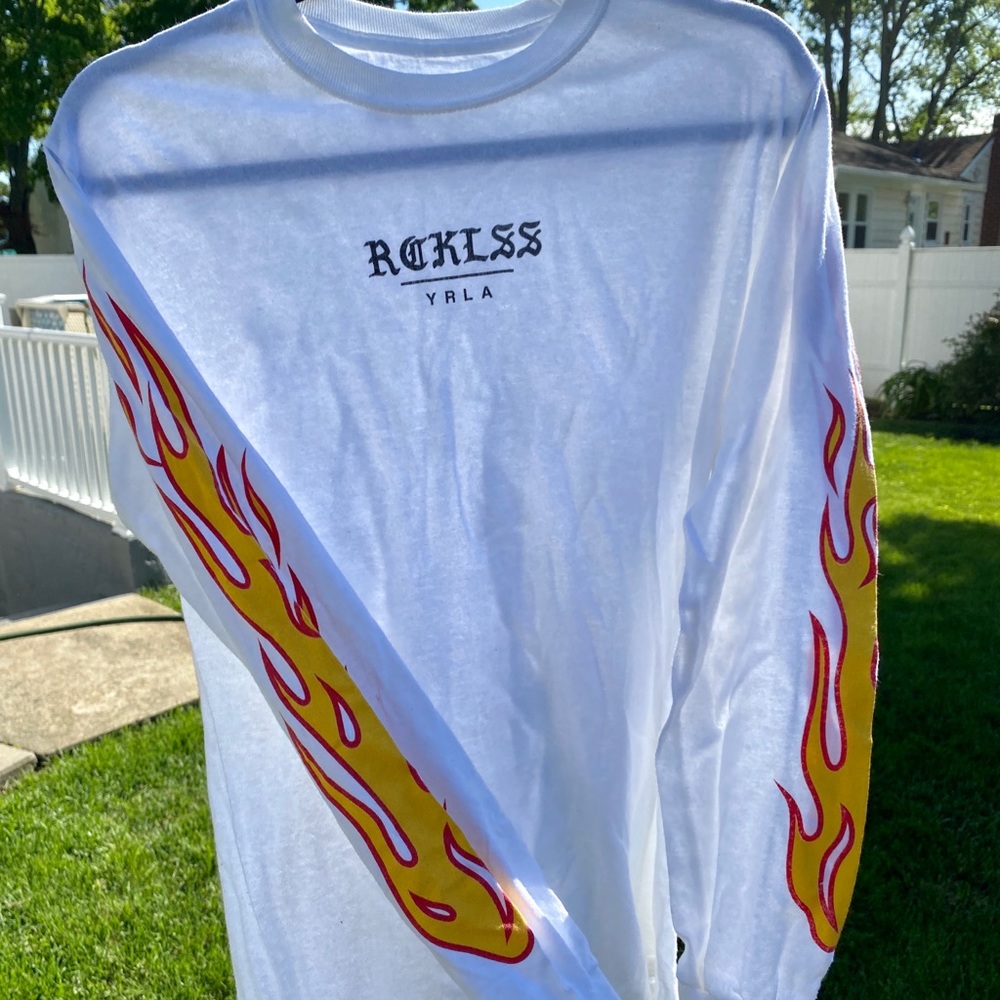 YOUNG & RECKLESS LONG SLEEVE FLAME SHIRT